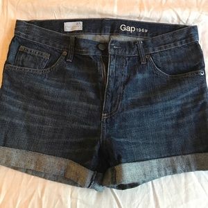 Gap Sexy Boyfriend Denim Shorts